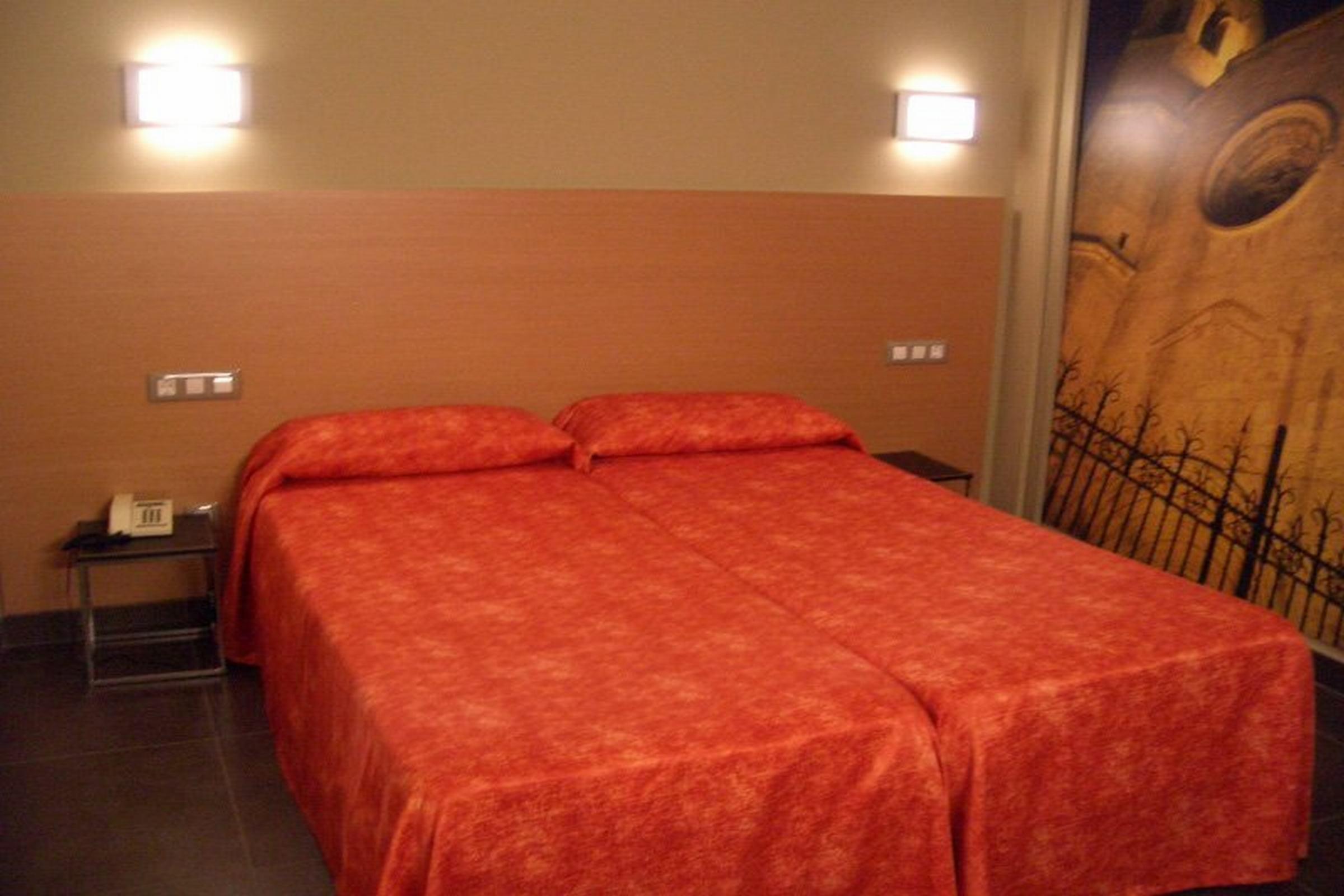 Hotel Pere III El Gran Vilafranca del Penedès Zewnętrze zdjęcie