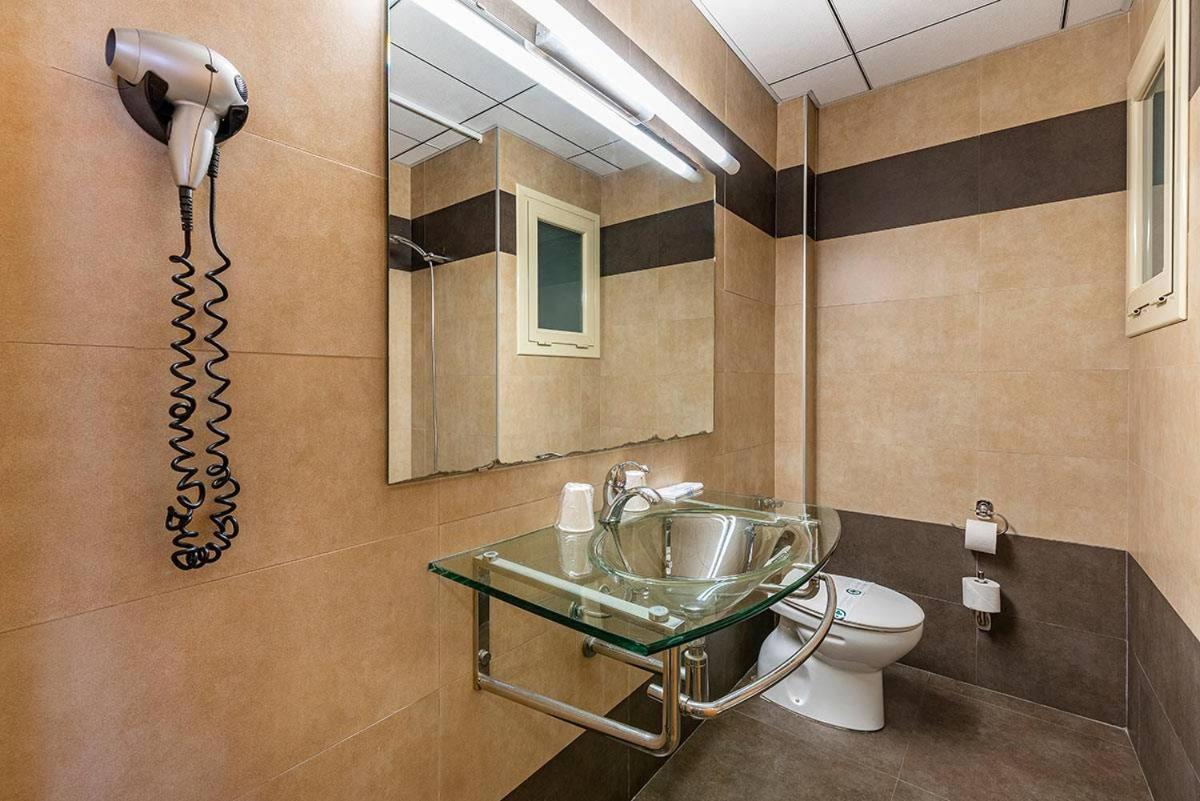 Hotel Pere III El Gran Vilafranca del Penedès Zewnętrze zdjęcie