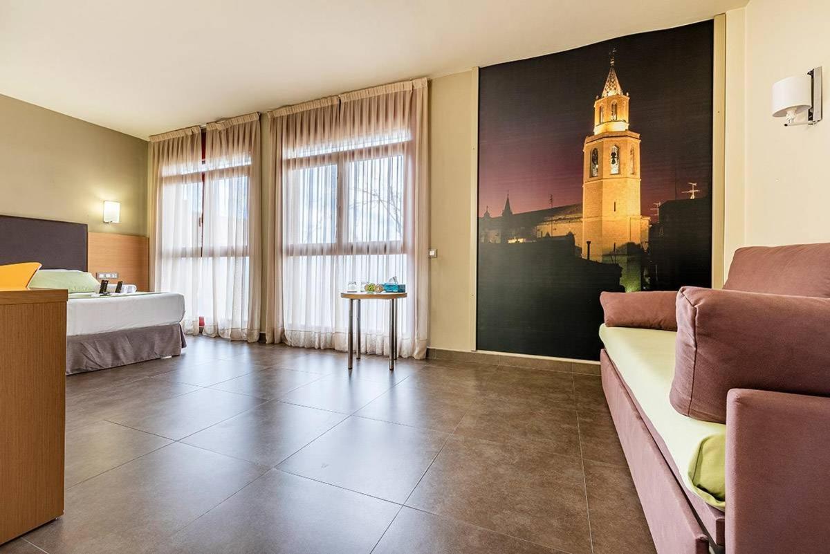 Hotel Pere III El Gran Vilafranca del Penedès Zewnętrze zdjęcie